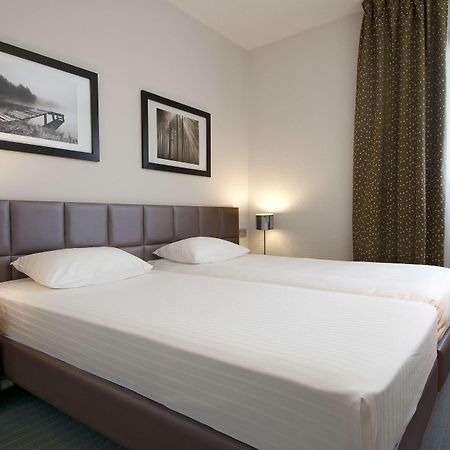 Kyriad Hotel Orly Aeroport - Athis Mons Room photo